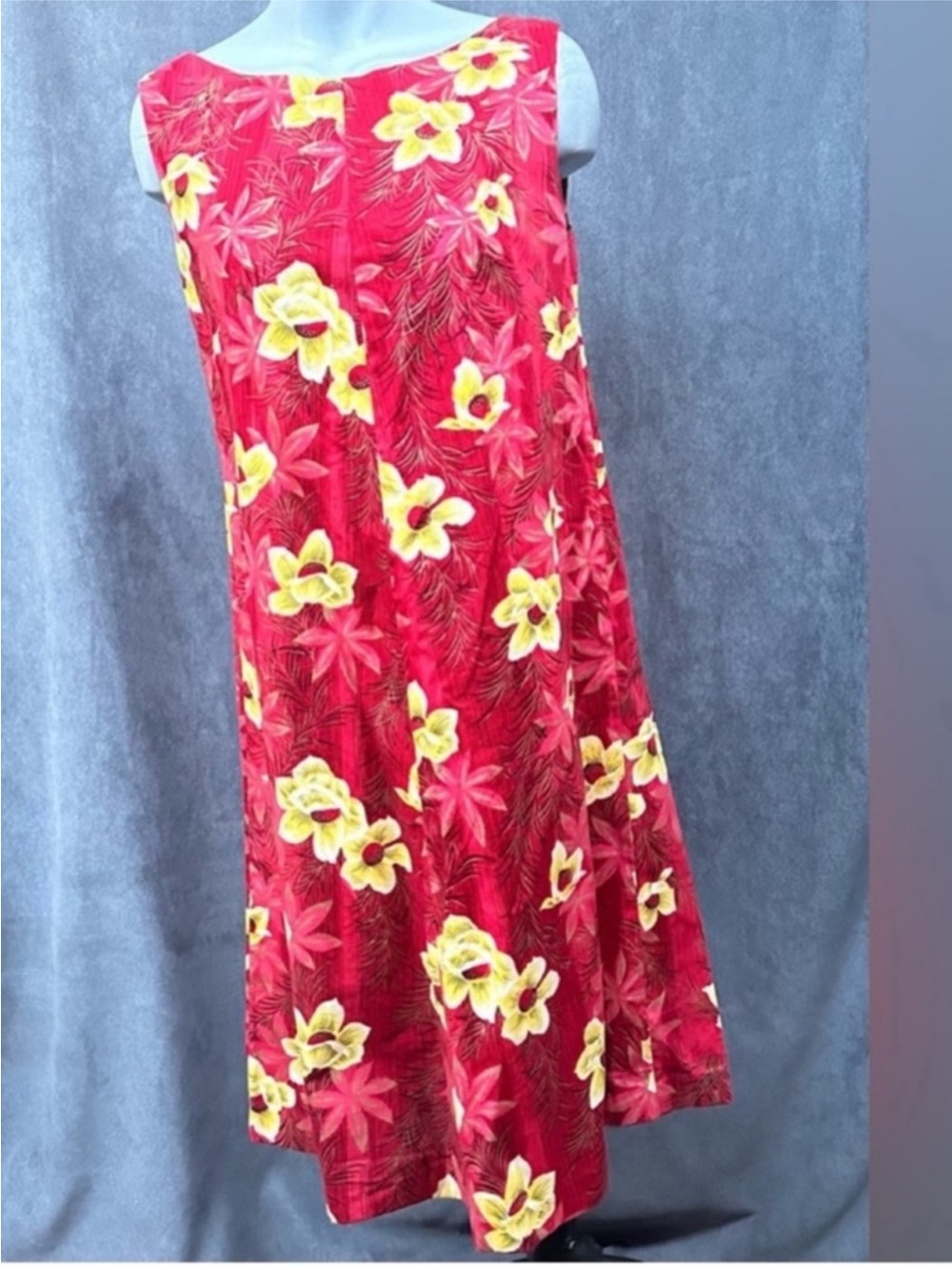 Vintage ‘60s Hawaiian babydoll dress w/ bow back XS house of muumuus
